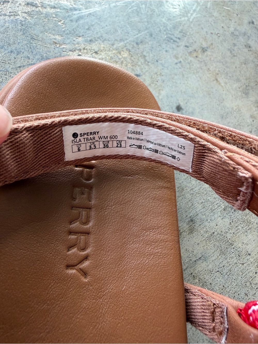 Sperry Women’s Red Rope-Tie Tan Leather Sandals - Picture 2 of 3